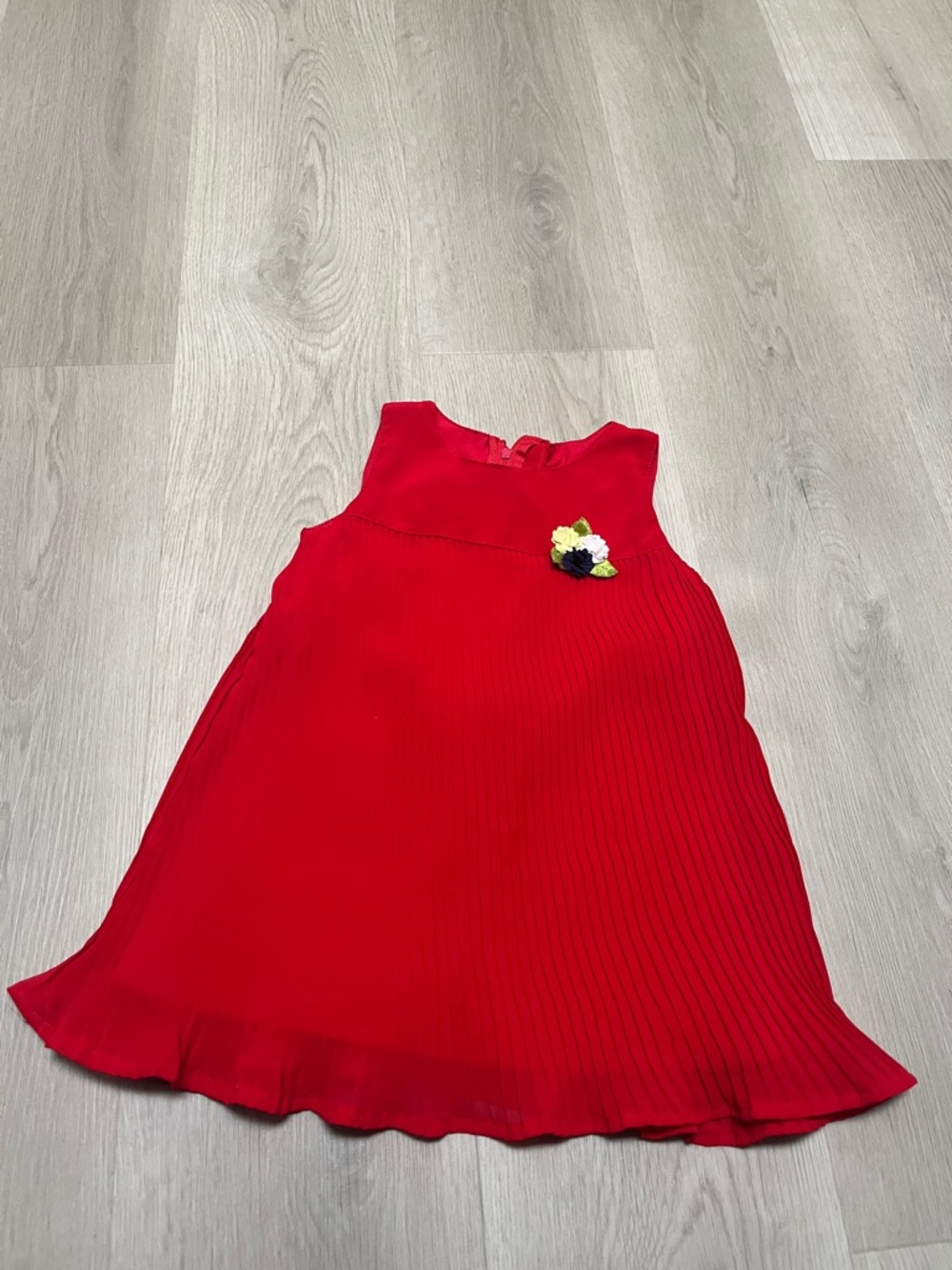 Toddler Red Pleated Sleeveless Dress with Floral decor